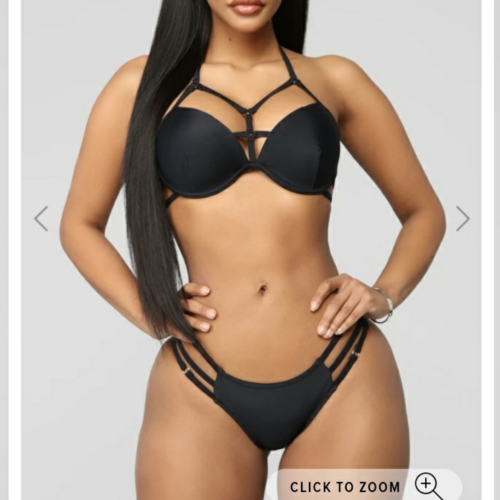 Bikini - Picture 3 of 4